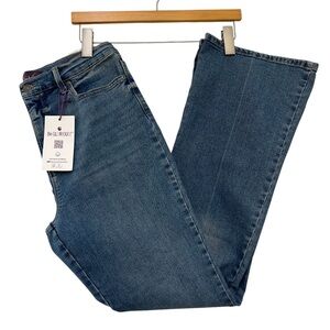 Gloria Vanderbilt Amanda Bootcut Jeans Classic Rise Size 10 NWT